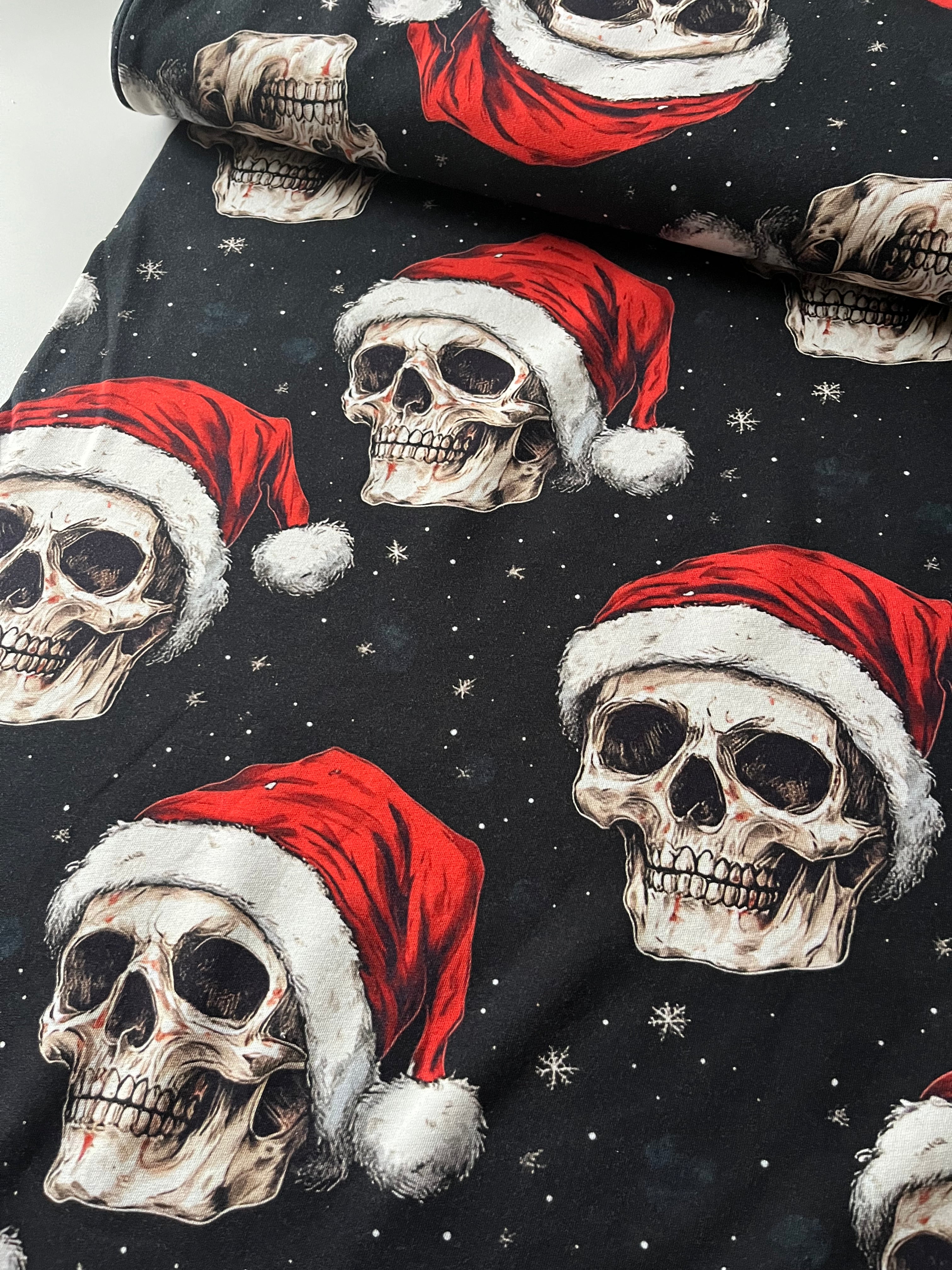 Totenkopf  French Terry Lagerware